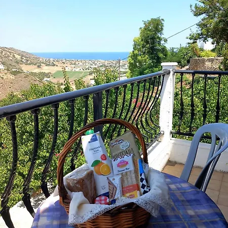 Anna's Skyrian House * Skyros