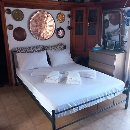 Anna's Skyrian House * Skyros